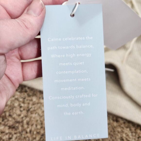 Johnny Was Calme Ribbed Bermuda Cashmere Shorts in Beige NWT Size S - Picture 13 of 15